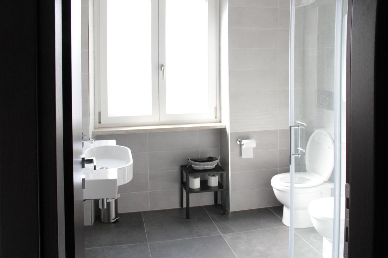 Easyroom Frosinone - Casello Autostradale Экстерьер фото