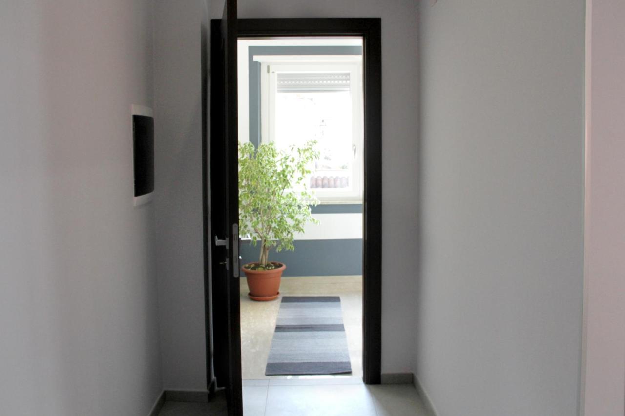 Easyroom Frosinone - Casello Autostradale Экстерьер фото